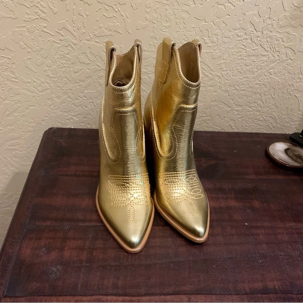 NWOT Marc Fisher Jalella Ankle Boot 7M - Gold Western Heeled Bootie never worn! - Picture 6 of 10
